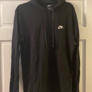 Nike Sportswear Club Pullover- Light Hoodie- Large